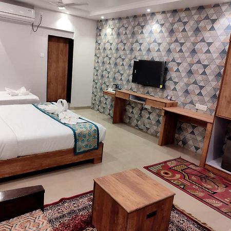 מפוסה Boshan Hotels מראה חיצוני תמונה